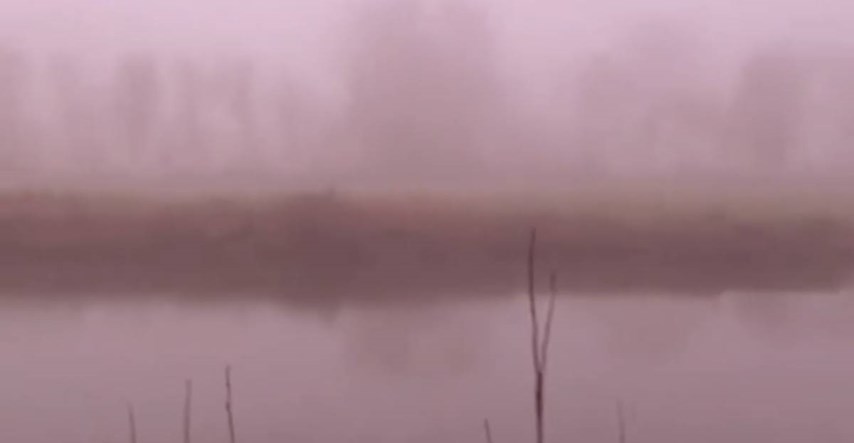 Jutros se u Engleskoj pojavila čudna ružičasta magla